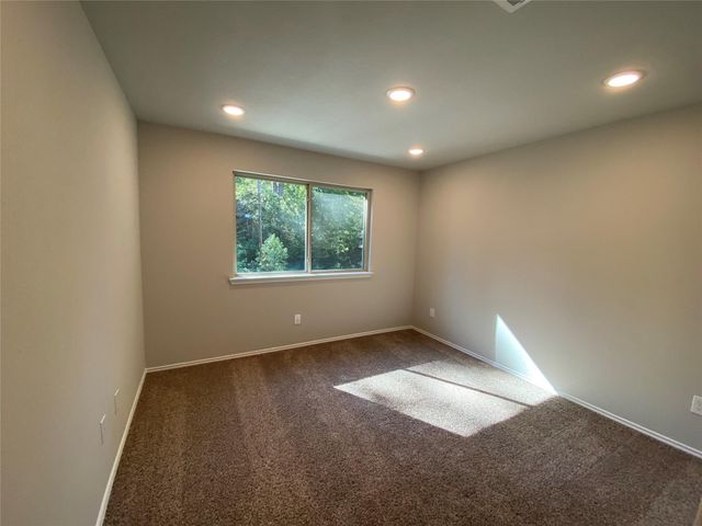 15860 Pecan Drive, Montgomery, TX 77356