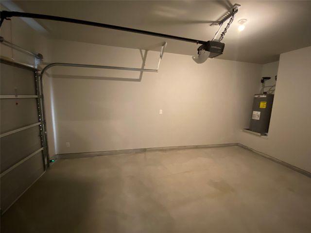 15860 Pecan Drive, Montgomery, TX 77356
