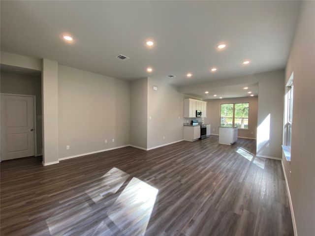 15860 Pecan Drive, Montgomery, TX 77356