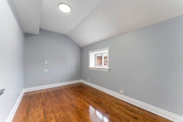 1215 N Harding Avenue 2, Chicago, IL 60651