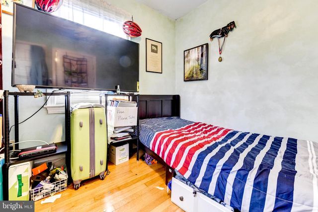 4438 GARRISON ST NW, Washington, DC 20016
