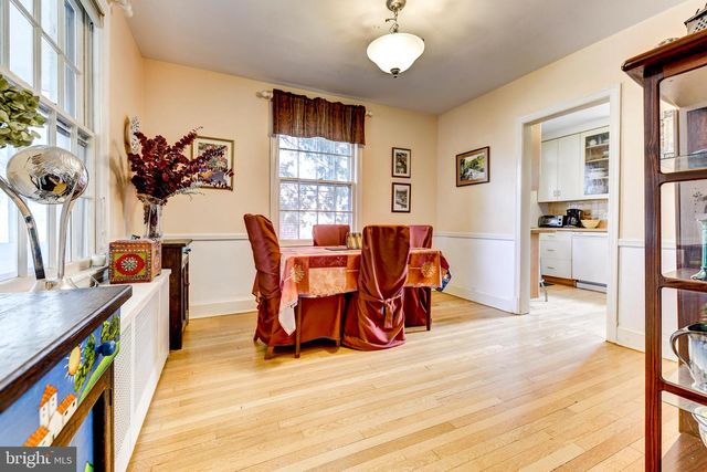 4438 GARRISON ST NW, Washington, DC 20016