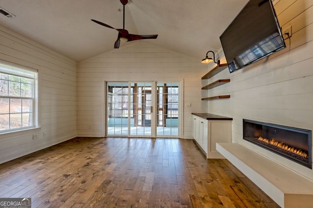 112 Gleneagle Court D301, Clayton, GA 30525