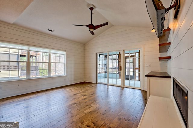 112 Gleneagle Court D301, Clayton, GA 30525