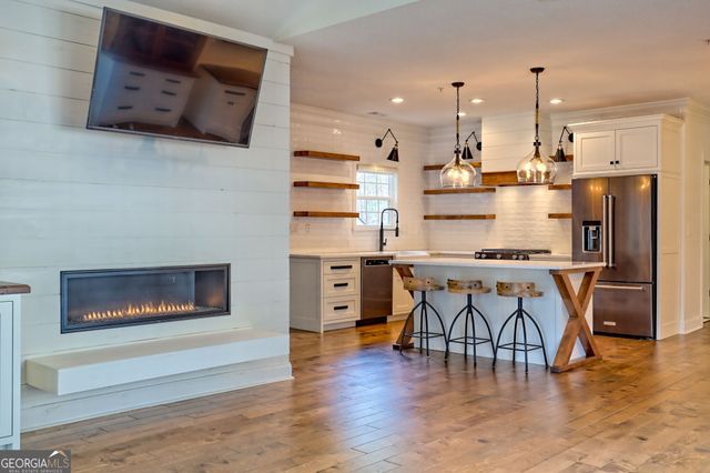 112 Gleneagle Court D301, Clayton, GA 30525