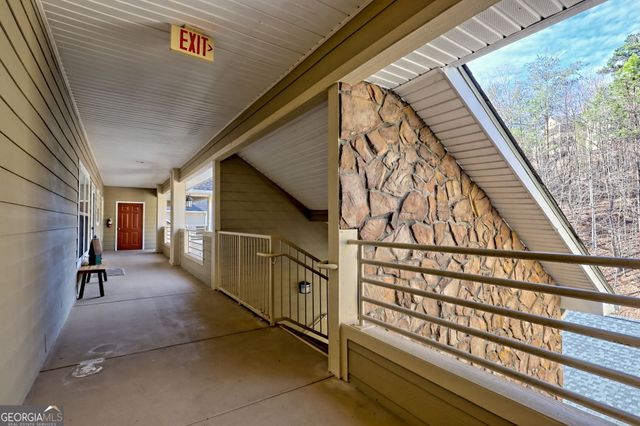 112 Gleneagle Court D301, Clayton, GA 30525