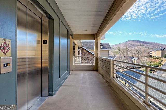 112 Gleneagle Court D301, Clayton, GA 30525