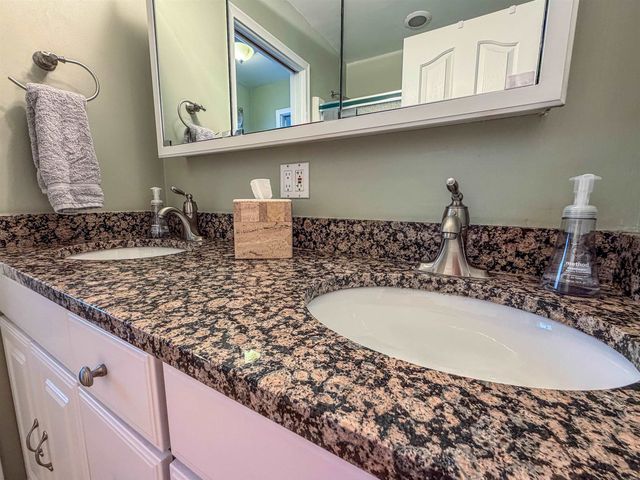 8178 Randy Drive, Westland, MI 48185
