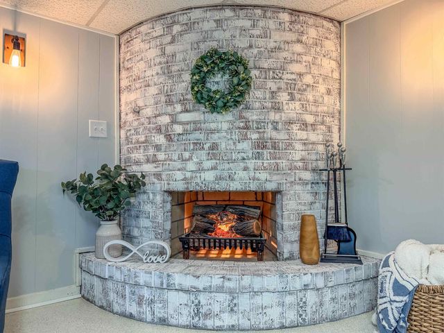 8178 Randy Drive, Westland, MI 48185