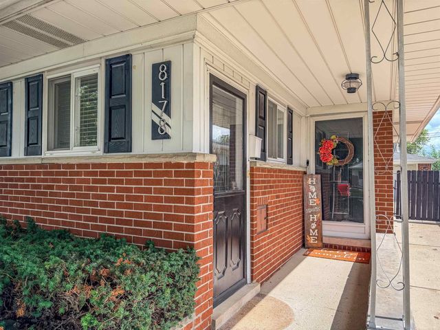 8178 Randy Drive, Westland, MI 48185