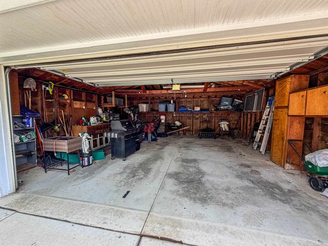 8178 Randy Drive, Westland, MI 48185
