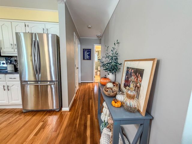 8178 Randy Drive, Westland, MI 48185