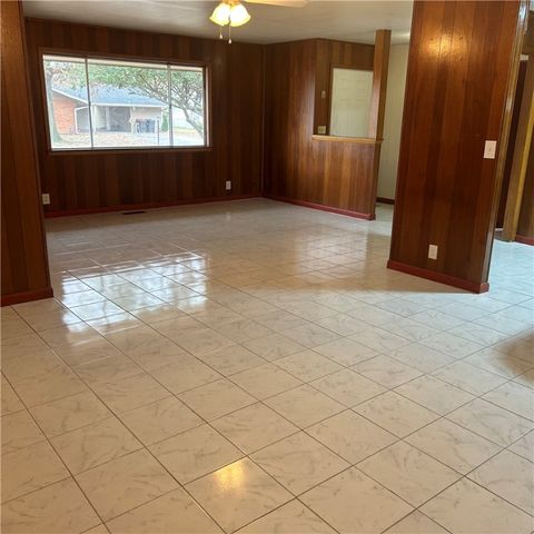 511 Maria Street, Springdale, AR 72762