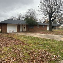 511 Maria Street, Springdale, AR 72762