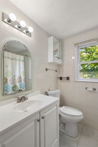20 Hatikva Way, Chelmsford, MA 01863