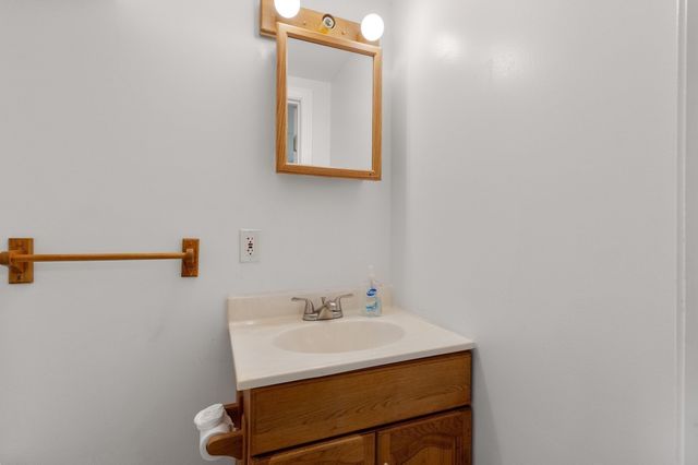 20 Hatikva Way, Chelmsford, MA 01863