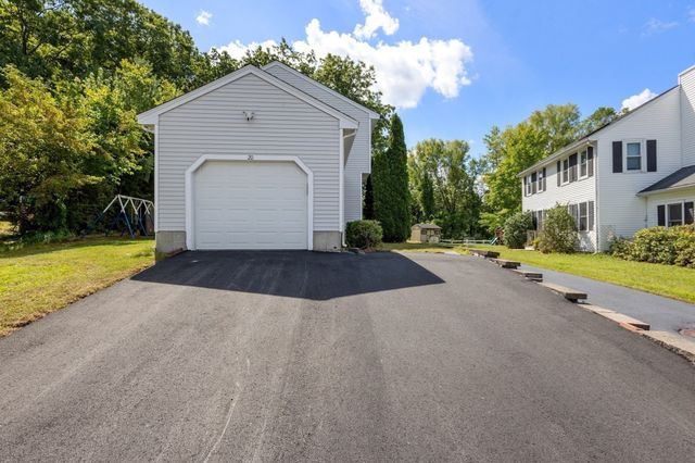 20 Hatikva Way, Chelmsford, MA 01863