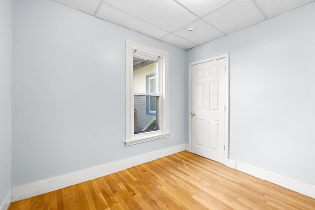 674 Saratoga 1A, Boston, MA 02128