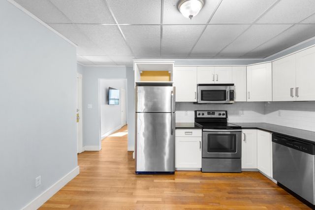 674 Saratoga 1A, Boston, MA 02128
