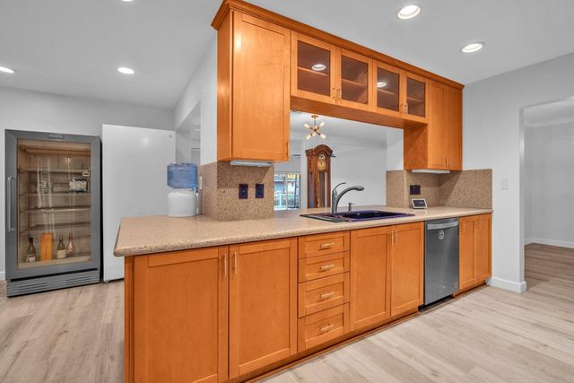 1421 NE 54th Street, Fort Lauderdale, FL 33334