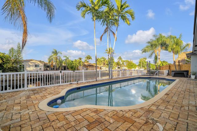 1421 NE 54th Street, Fort Lauderdale, FL 33334