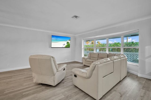 1421 NE 54th Street, Fort Lauderdale, FL 33334