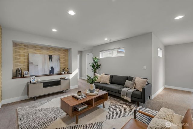 32808 Ten Trails Parkway SE, Black Diamond, WA 98010