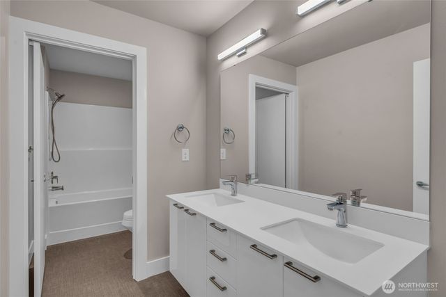 32808 Ten Trails Parkway SE, Black Diamond, WA 98010