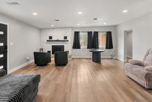 14430 Rios Canyon Rd, El Cajon, CA 92021