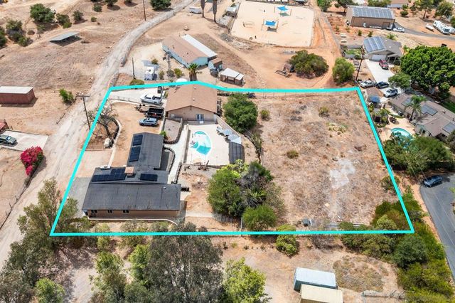 14430 Rios Canyon Rd, El Cajon, CA 92021