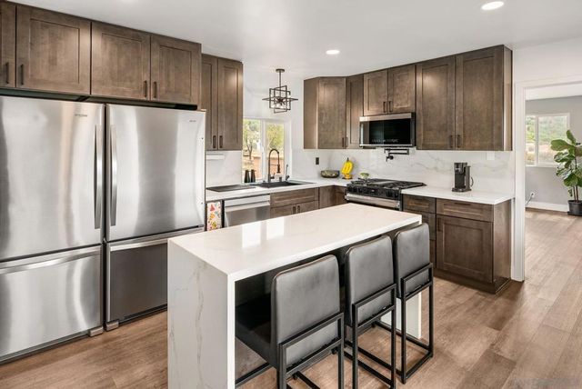 14430 Rios Canyon Rd, El Cajon, CA 92021