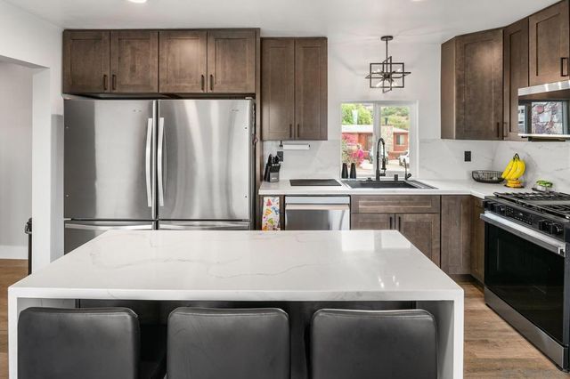 14430 Rios Canyon Rd, El Cajon, CA 92021
