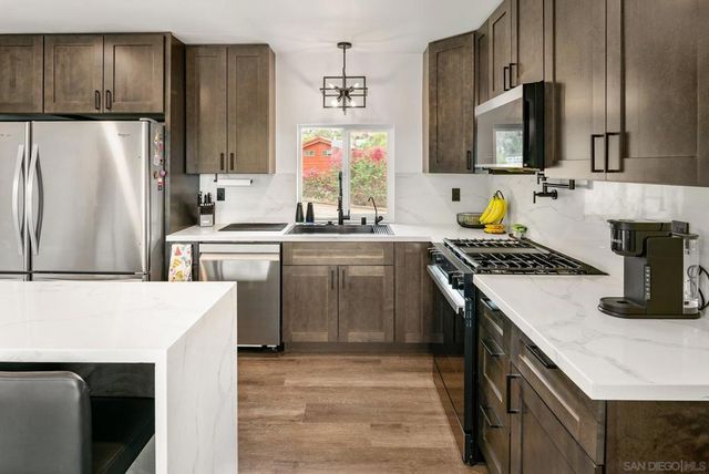 14430 Rios Canyon Rd, El Cajon, CA 92021