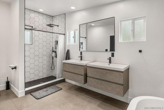 14430 Rios Canyon Rd, El Cajon, CA 92021