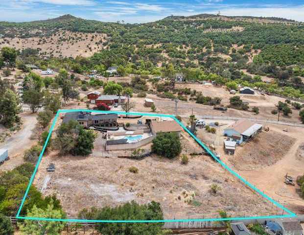 14430 Rios Canyon Rd, El Cajon, CA 92021