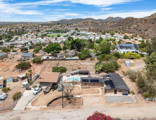 14430 Rios Canyon Rd, El Cajon, CA 92021