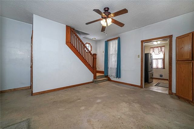 1614 5th Ave, Beaver Falls, PA 15010