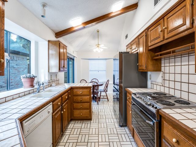 2518 Cattail Court, Carrollton, TX 75006