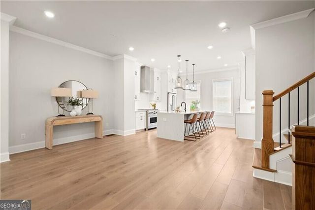 195 Briscoe Way 140, Alpharetta, GA 30009