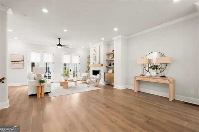 195 Briscoe Way 140, Alpharetta, GA 30009