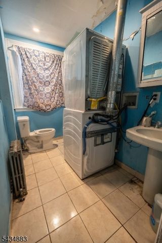 128 W 8Th St, Plainfield City, NJ 07060