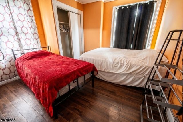 128 W 8Th St, Plainfield City, NJ 07060