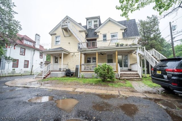 128 W 8Th St, Plainfield City, NJ 07060