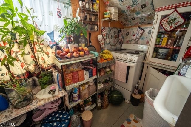 128 W 8Th St, Plainfield City, NJ 07060