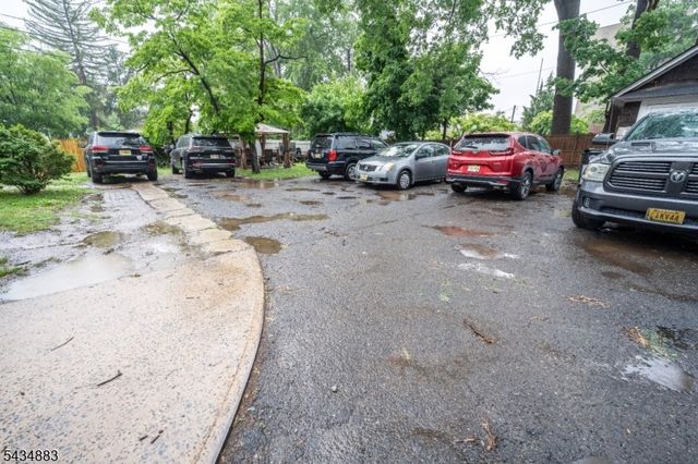 128 W 8Th St, Plainfield City, NJ 07060