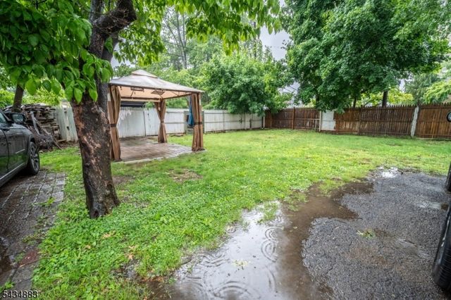 128 W 8Th St, Plainfield City, NJ 07060