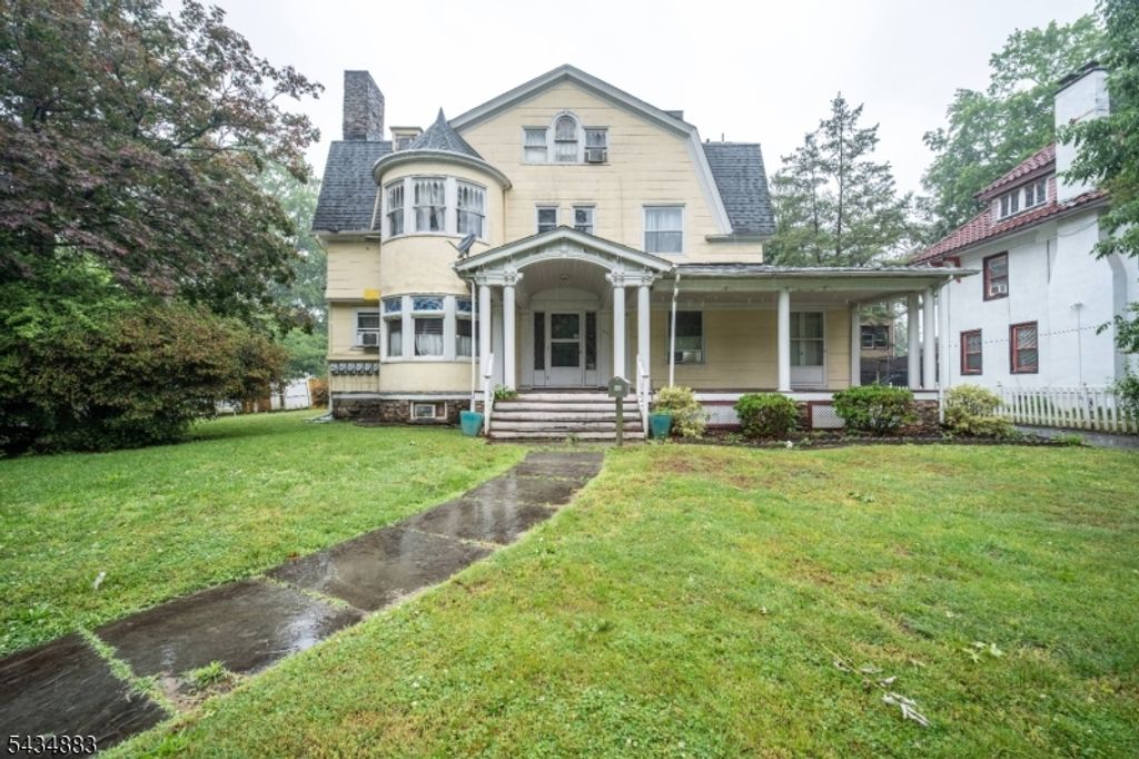 128 W 8Th St, Plainfield City, NJ 07060