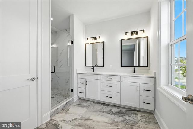 100 VILLABROOK WAY, Baltimore, MD 21212