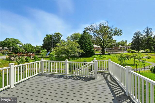 100 VILLABROOK WAY, Baltimore, MD 21212