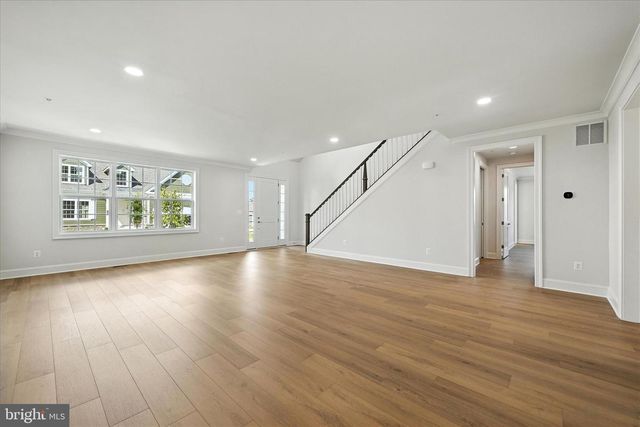 100 VILLABROOK WAY, Baltimore, MD 21212